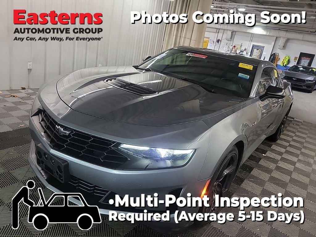 2021 Chevrolet Camaro LT1's photo