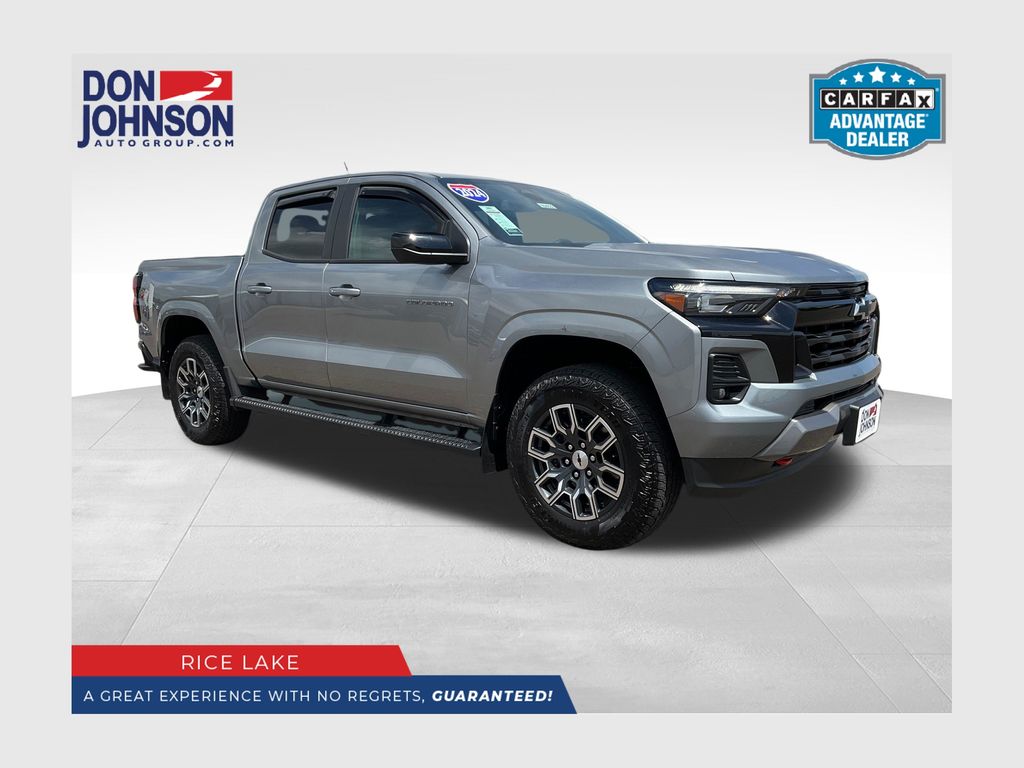 Sterling Gray Metallic 2024 Chevrolet Colorado Pickup Truck Four-Wheel Drive 8-Speed Automatic
