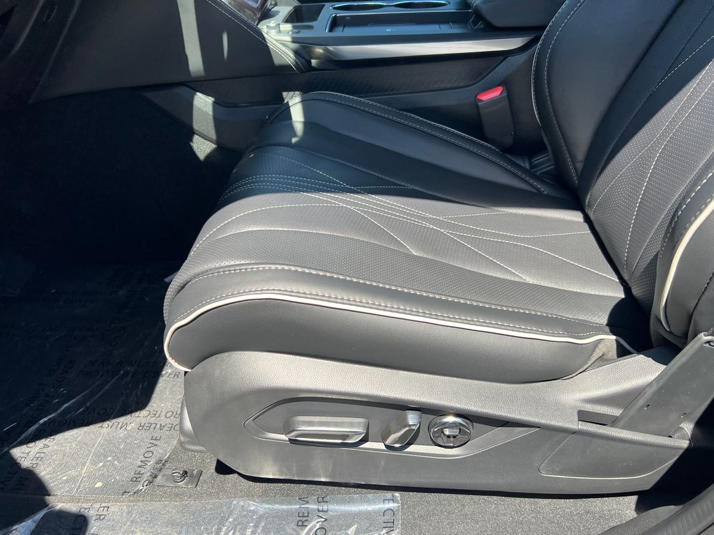 Thumbnail: 2026 Acura MDX - 14