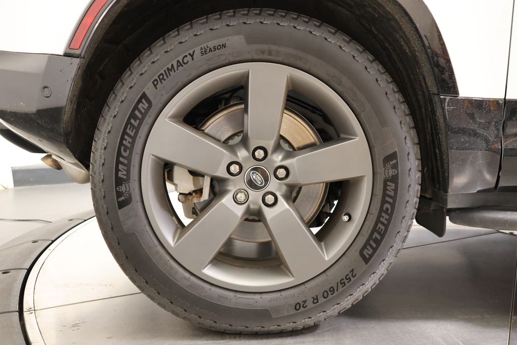 Thumbnail: 2025 Land Rover Defender - 11