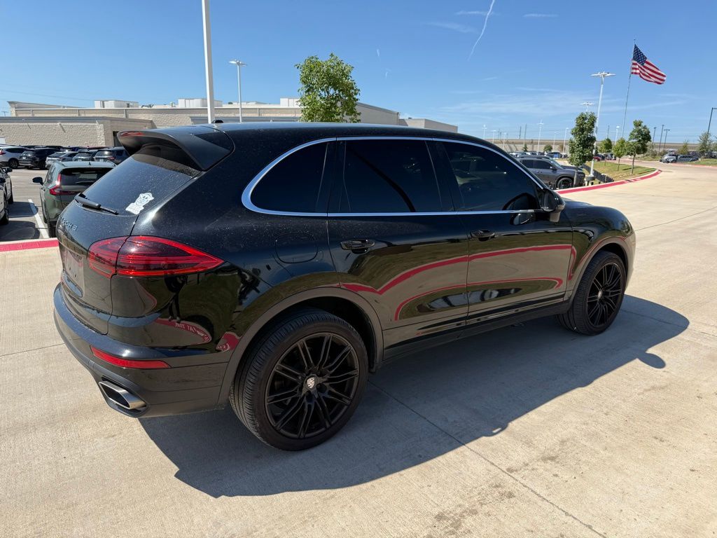 Thumbnail: 2016 Porsche Cayenne - 5