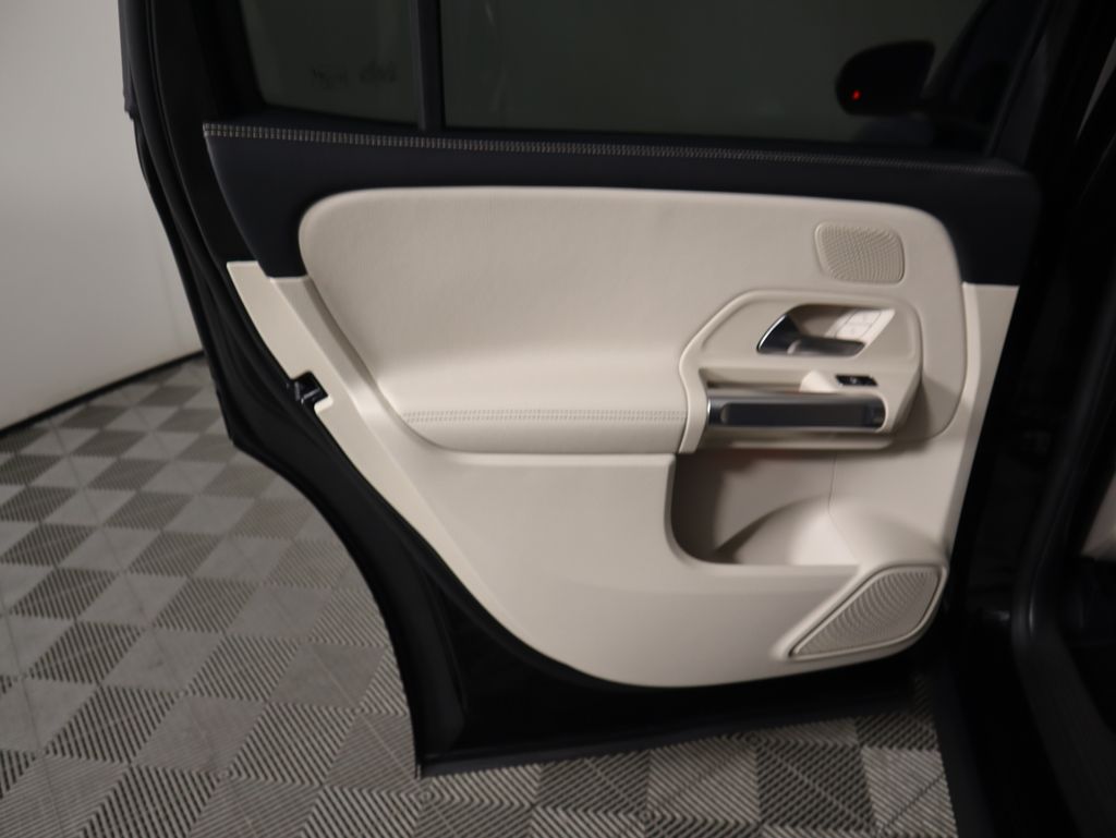 Thumbnail: 2026 Mercedes-Benz GLB - 27