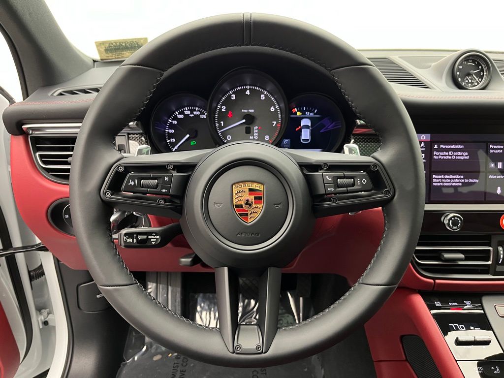 Thumbnail: 2026 Porsche Macan - 12