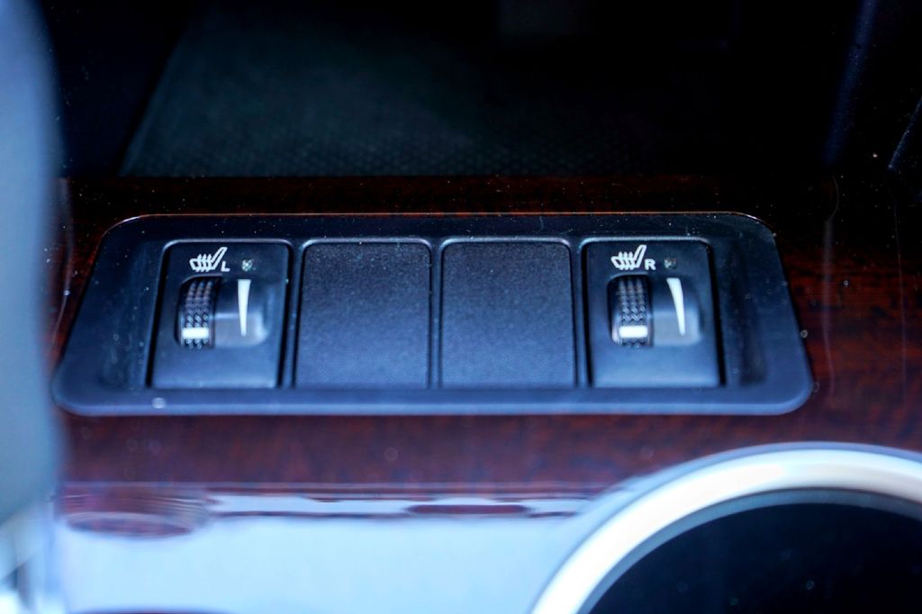 Used Car 2012 Toyota Camry  Xle For Sale Under $12,000 In Taylor, Texas