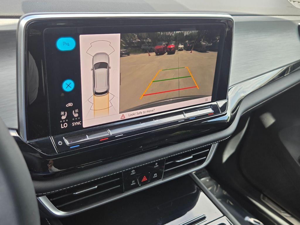 2024 Volkswagen Atlas - $28,342