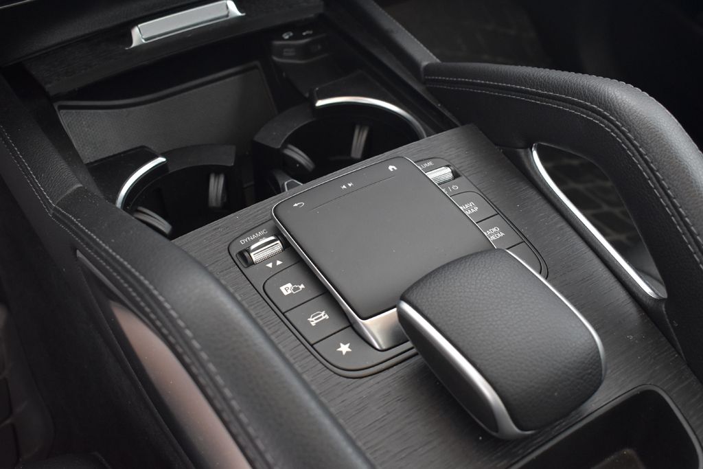 Thumbnail: 2022 Mercedes-Benz GLE - 16