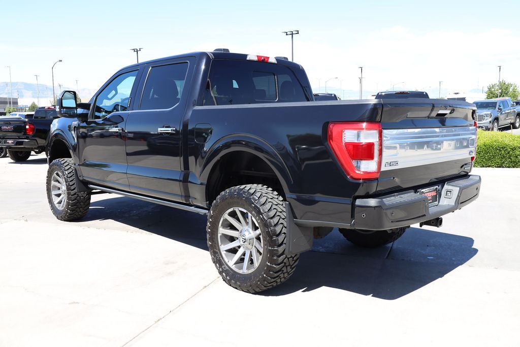 View vehicle photo 4