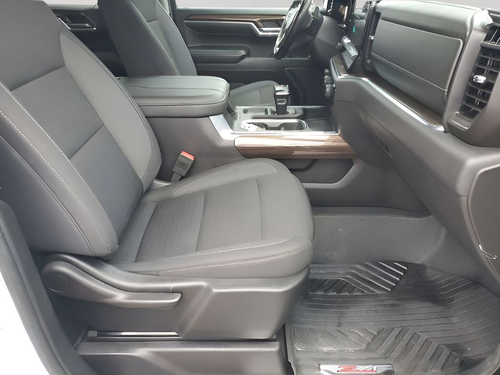 Used Car 2024 Chevrolet Silverado 1500  Lt Trail Boss For Sale Under $50,000 In Austin, Texas