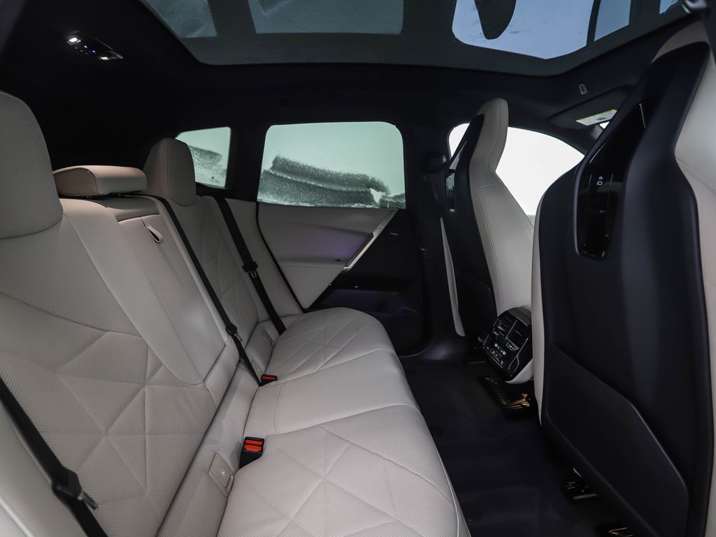 Thumbnail: 2025 BMW iX - 27