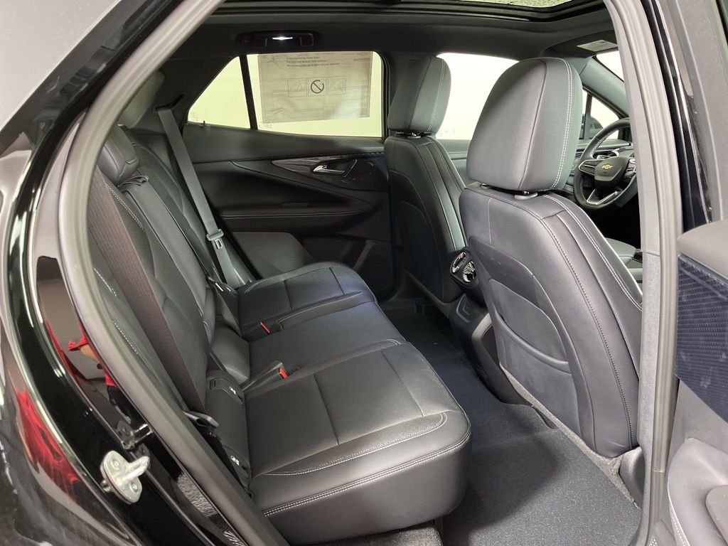 Thumbnail: 2025 Chevrolet Blazer EV - 10