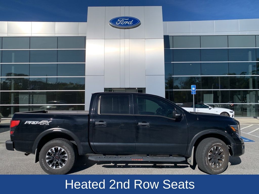 2021 Nissan TITAN Crew Cab PRO-4X 4x4