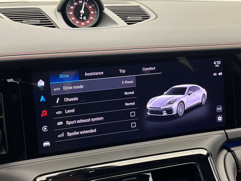 Thumbnail: 2025 Porsche Panamera - 19