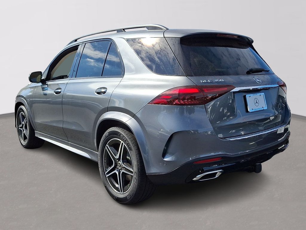 Thumbnail: 2026 Mercedes-Benz GLE - 4