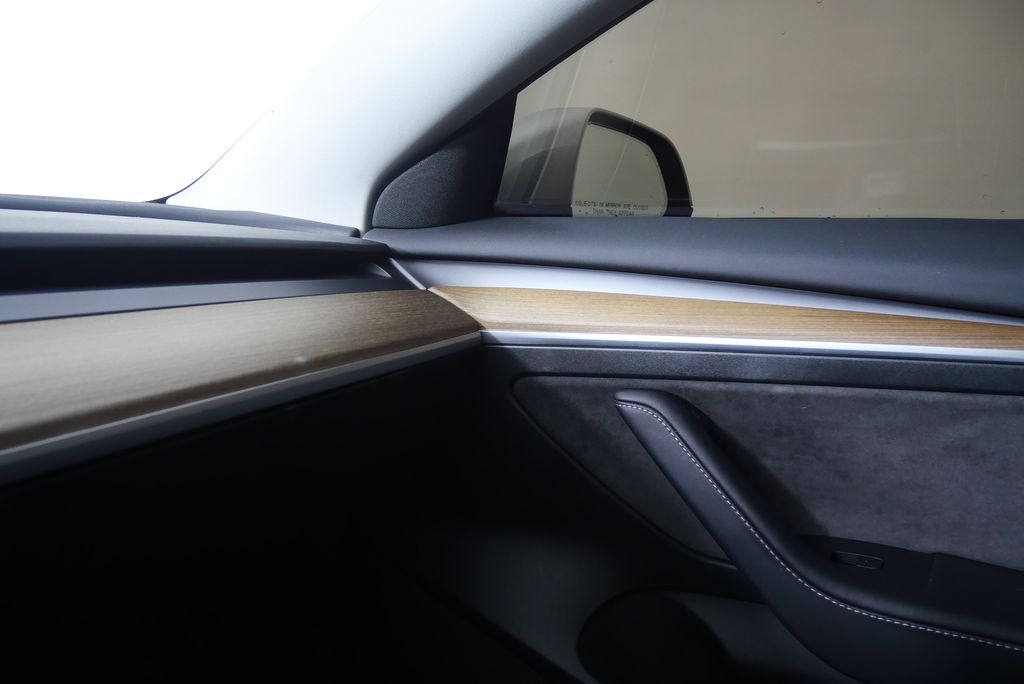 Thumbnail: 2023 Tesla Model 3 - 24