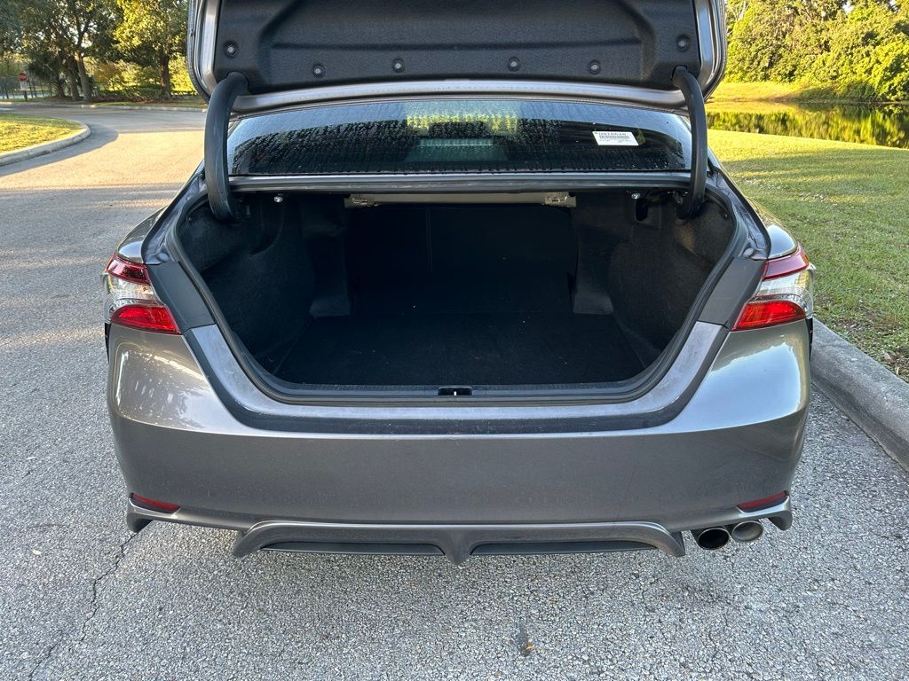 Thumbnail: 2024 Toyota Camry - 10