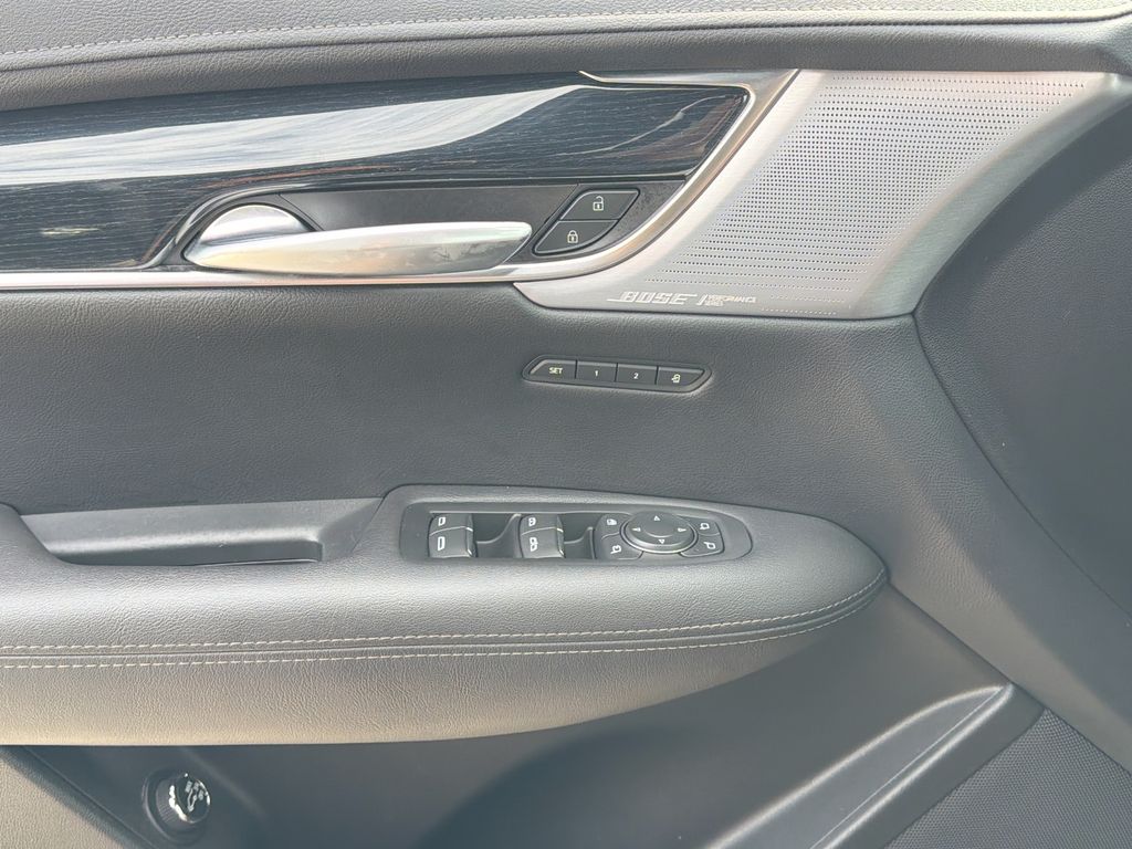 Thumbnail: 2024 Cadillac XT5 - 29