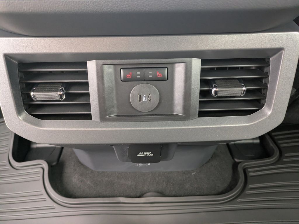 2026 Ford F-350 Super Duty LARIAT