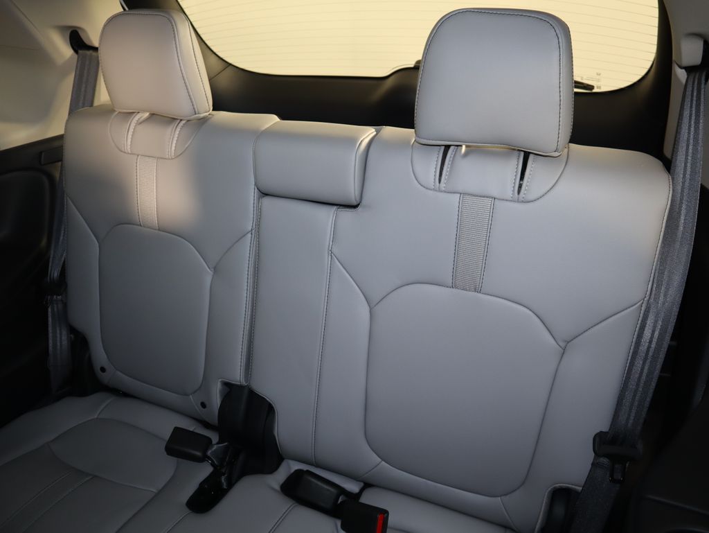 Thumbnail: 2025 Honda Pilot - 23