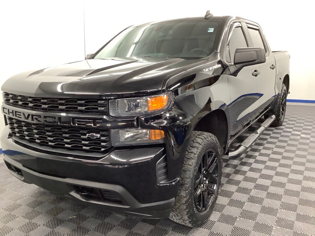  2022 Chevrolet Silverado 1500 Custom Crew Cab 4WD   