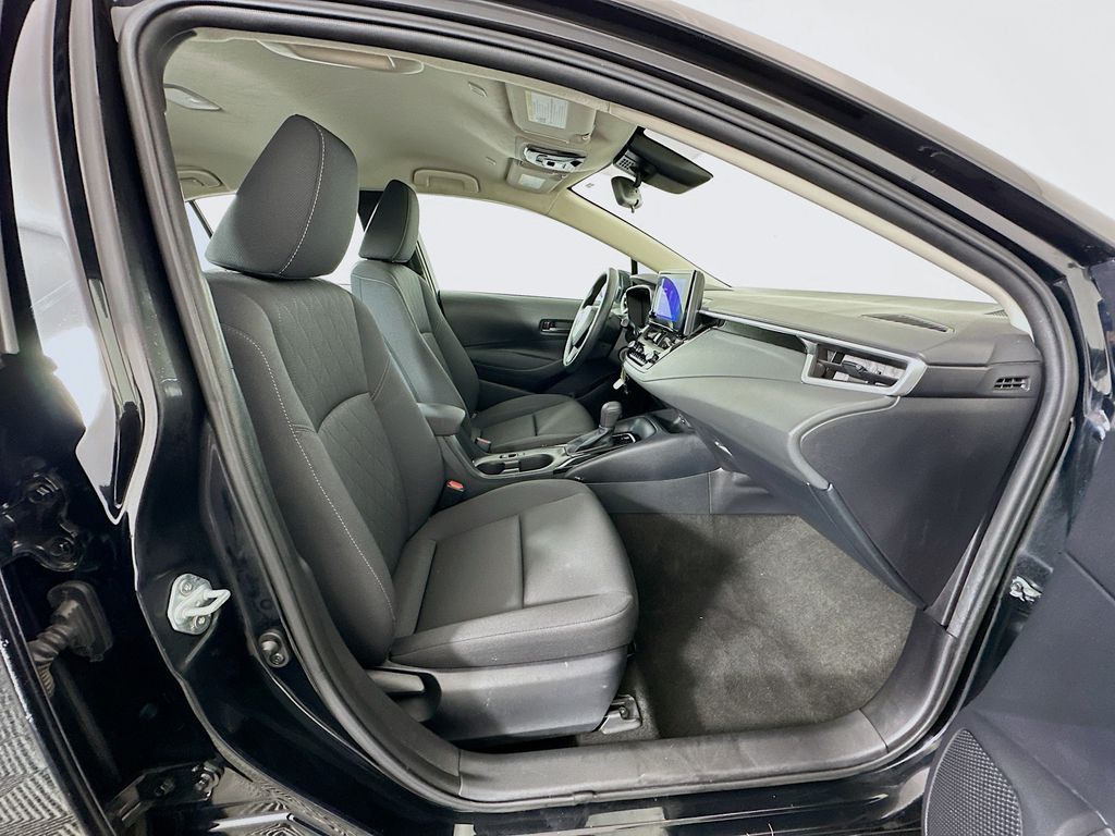 2023 Toyota Corolla LE 26