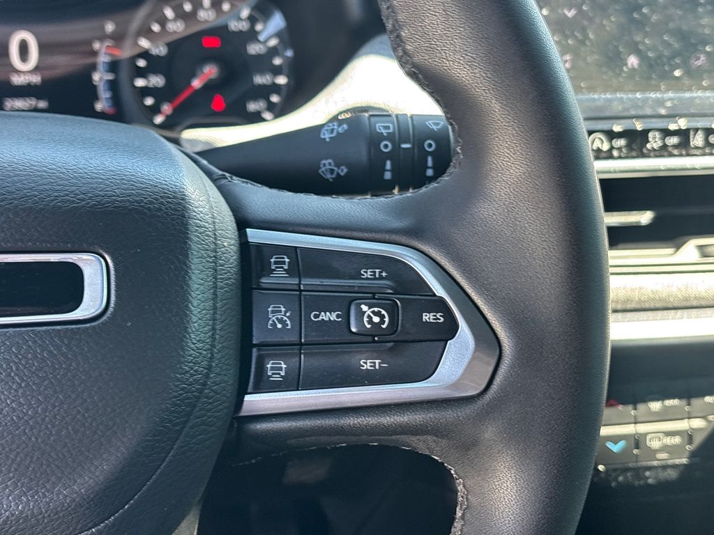 Used Car 2024 Jeep Compass  Latitude Lux For Sale Under $30,000 In Austin, Texas