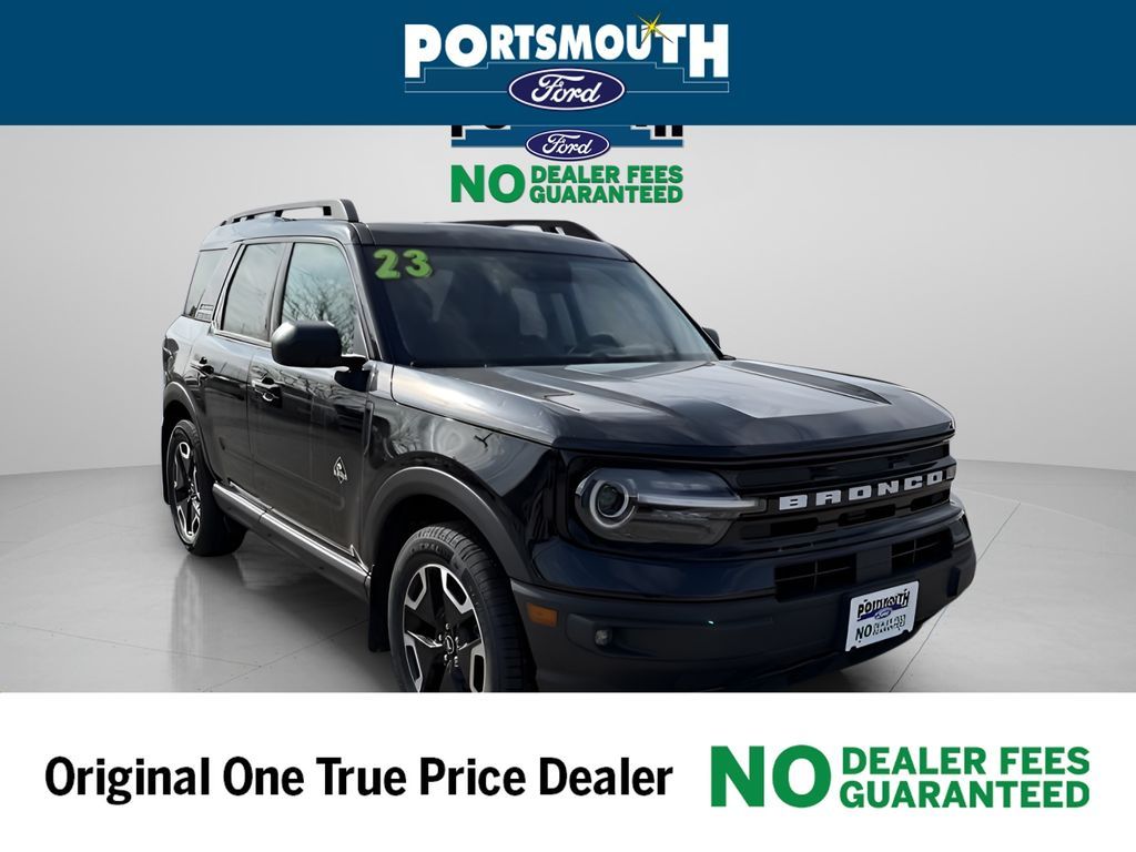 Shadow Black 2023 Ford Bronco Sport Outer Banks AWD SUV / Crossover All-Wheel Drive 8-Speed Automatic
