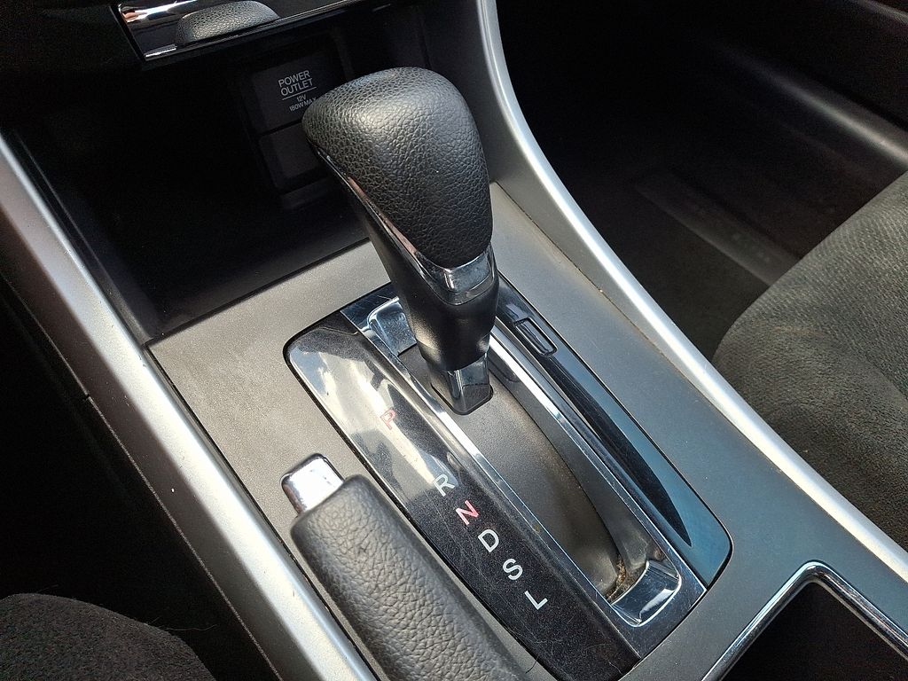 Thumbnail: 2013 Honda Accord - 14