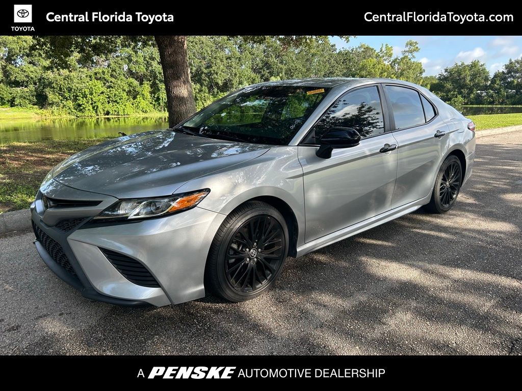 2020 Toyota Camry SE -
                  Orlando, FL