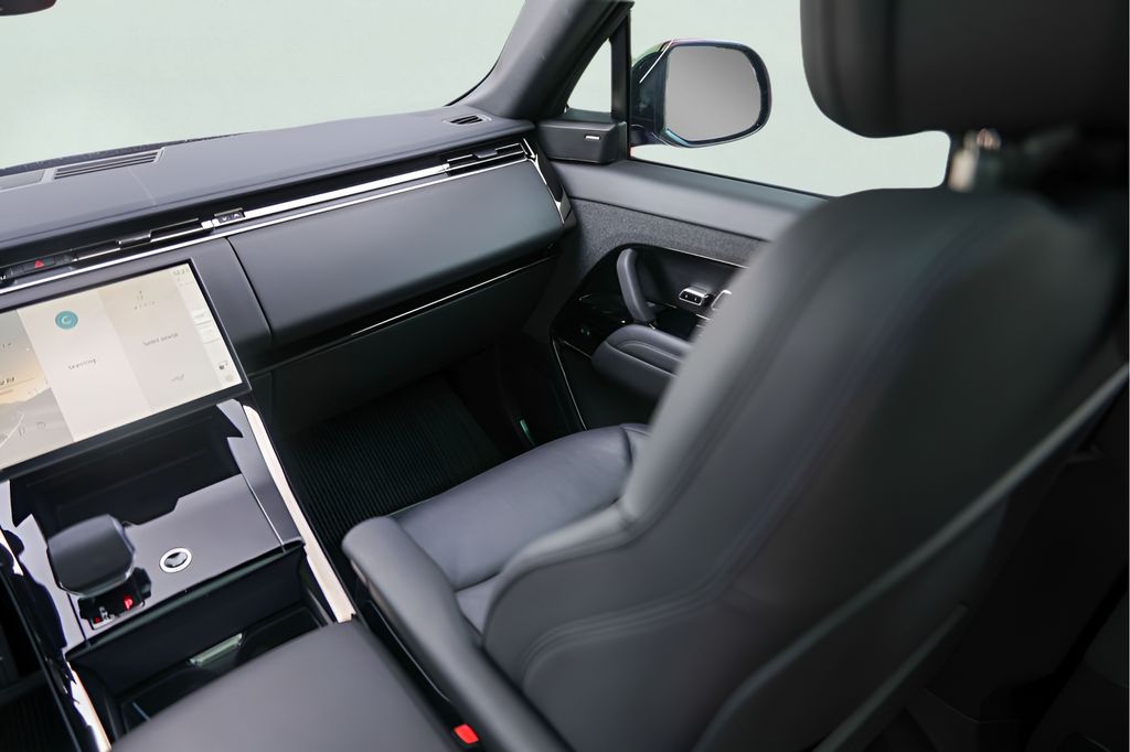 Used Car 2025 Land Rover Range Rover Sport  Se For Sale Under $80,000 In Austin, Texas