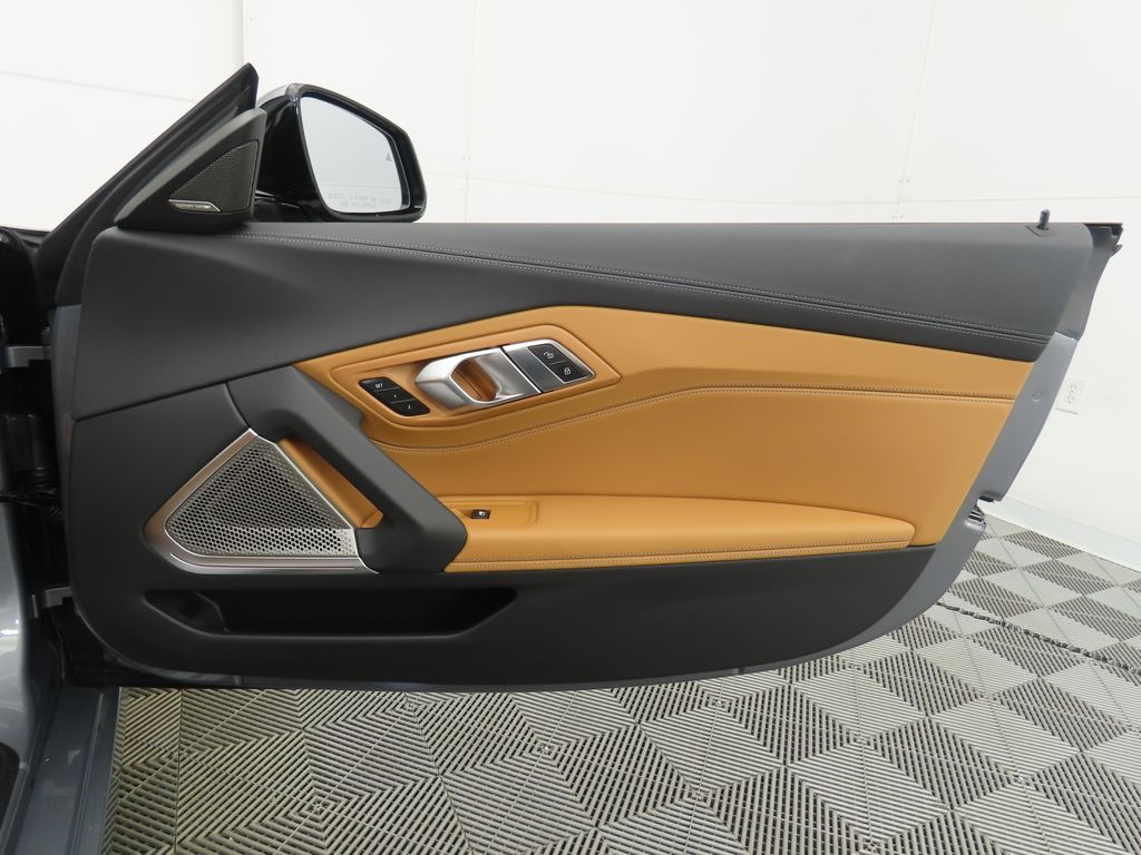 Thumbnail: 2026 BMW Z4 - 31