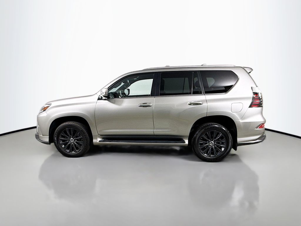2023 Lexus GX 460 8
