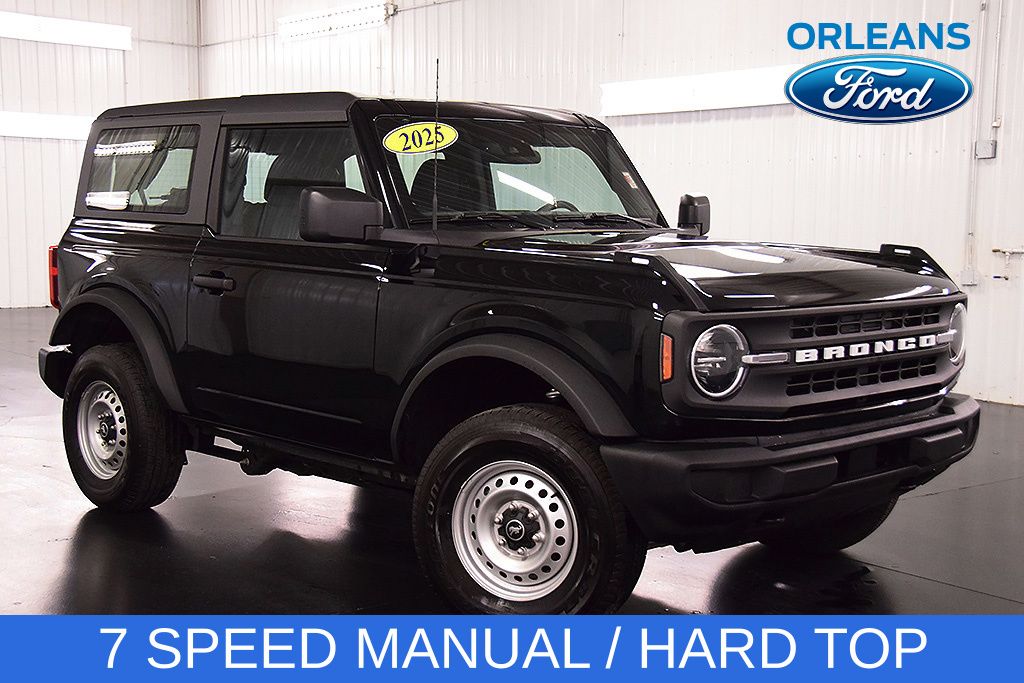 Shadow Black 2025 Ford Bronco SUV / Crossover Four-Wheel Drive 7-Speed Manual
