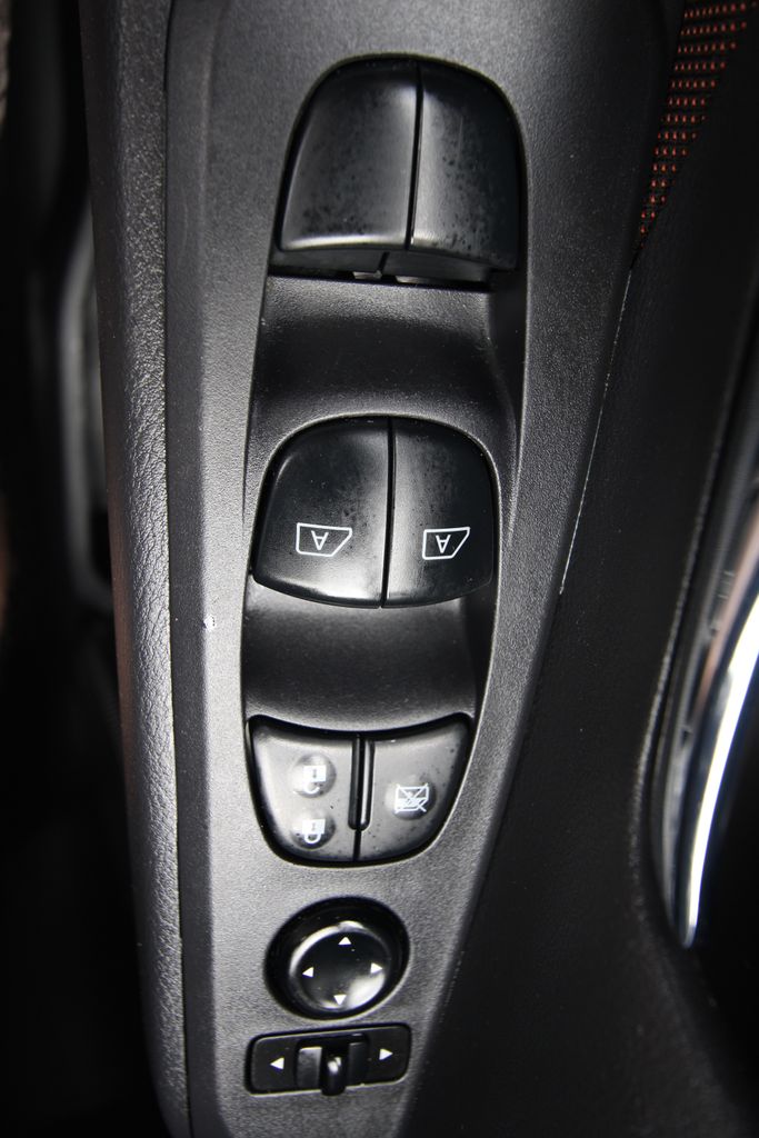Used 2024 Nissan Kicks SUV