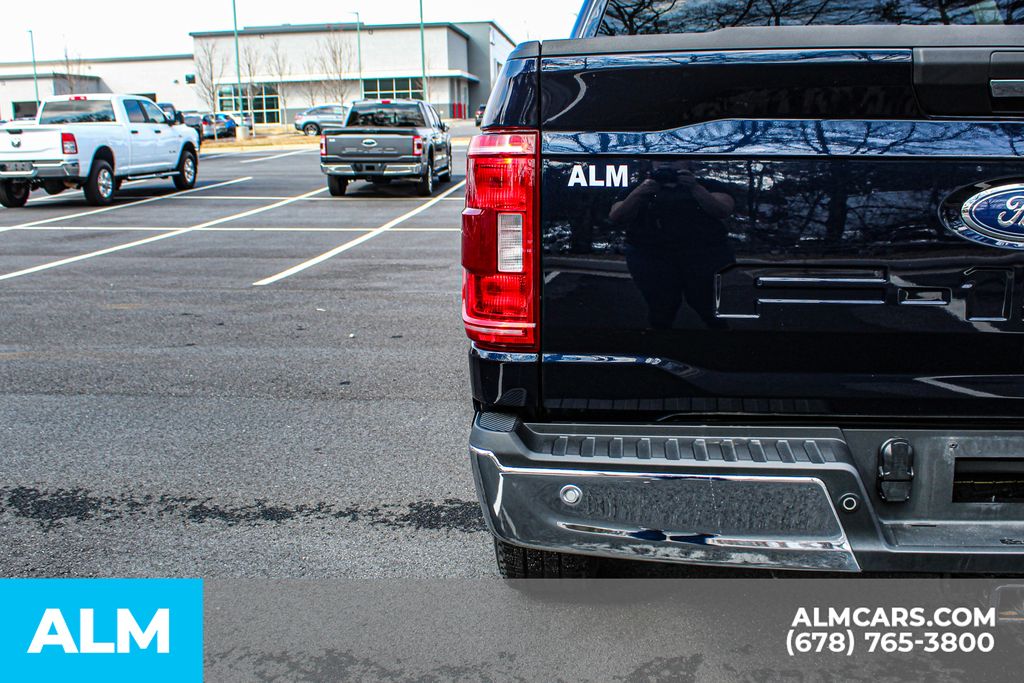 2023 Ford F-150 XLT photo 12