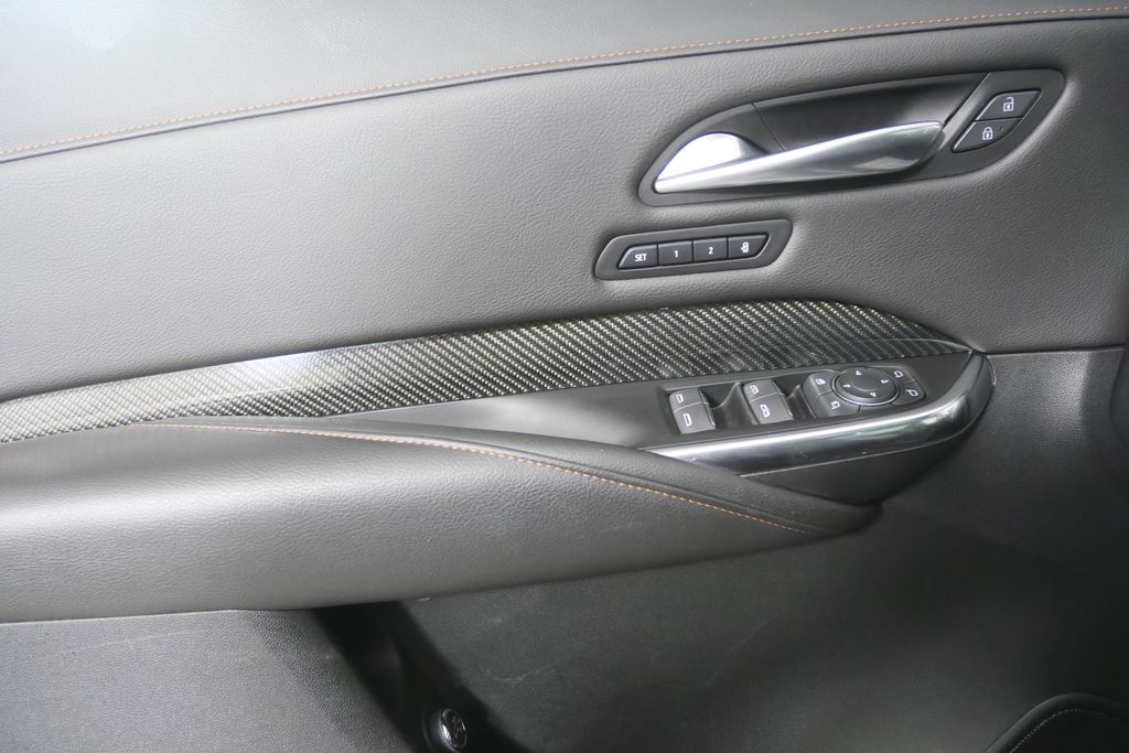 Thumbnail: 2020 Cadillac XT4 - 8