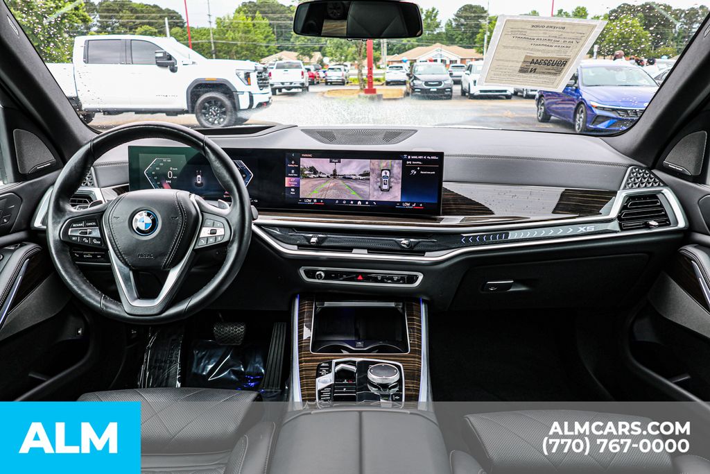 Used 2024 White BMW xDrive50e / MT Certified image 31