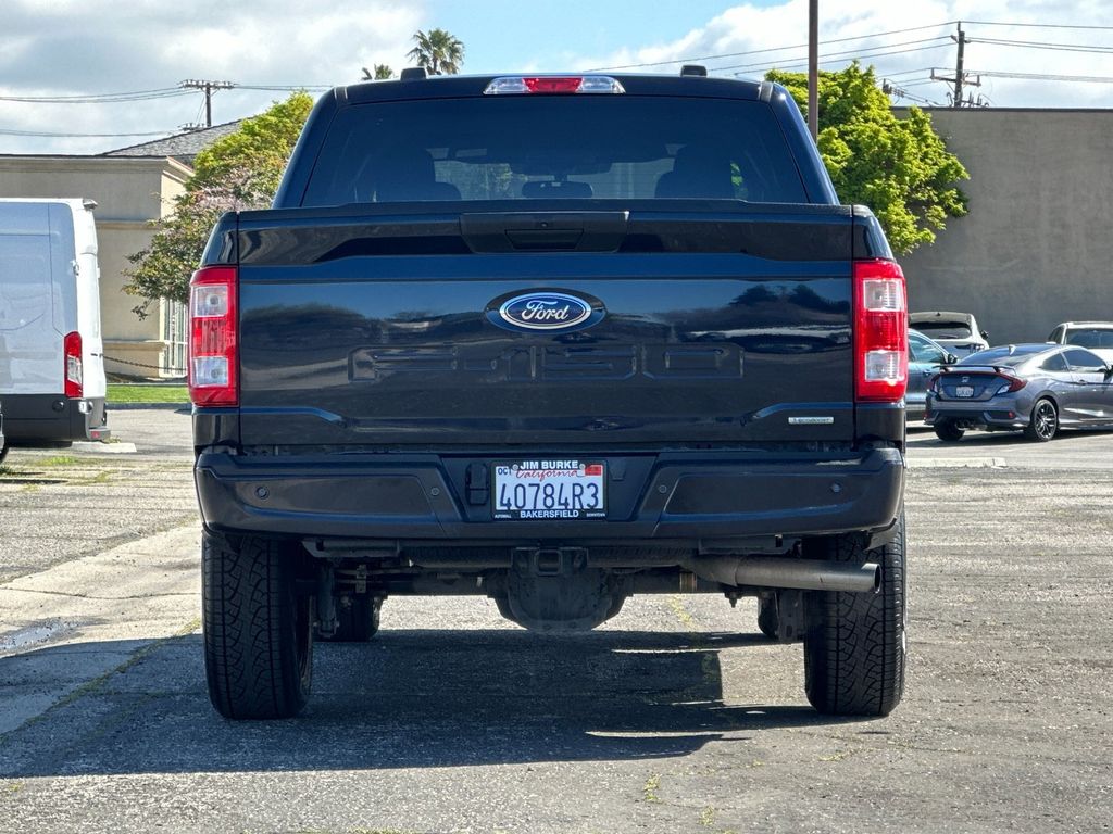 View vehicle photo 4