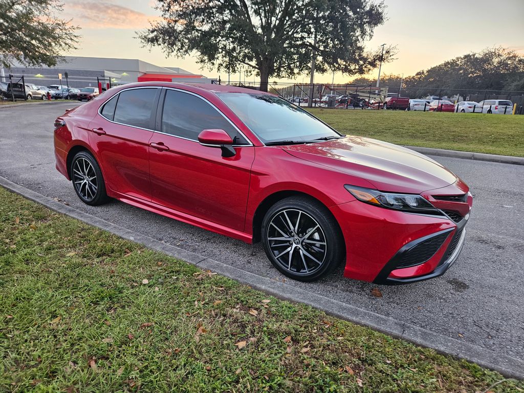 2023 Toyota Camry SE 7