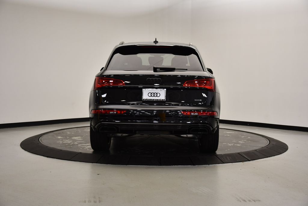 Thumbnail: 2025 Audi Q5 - 4
