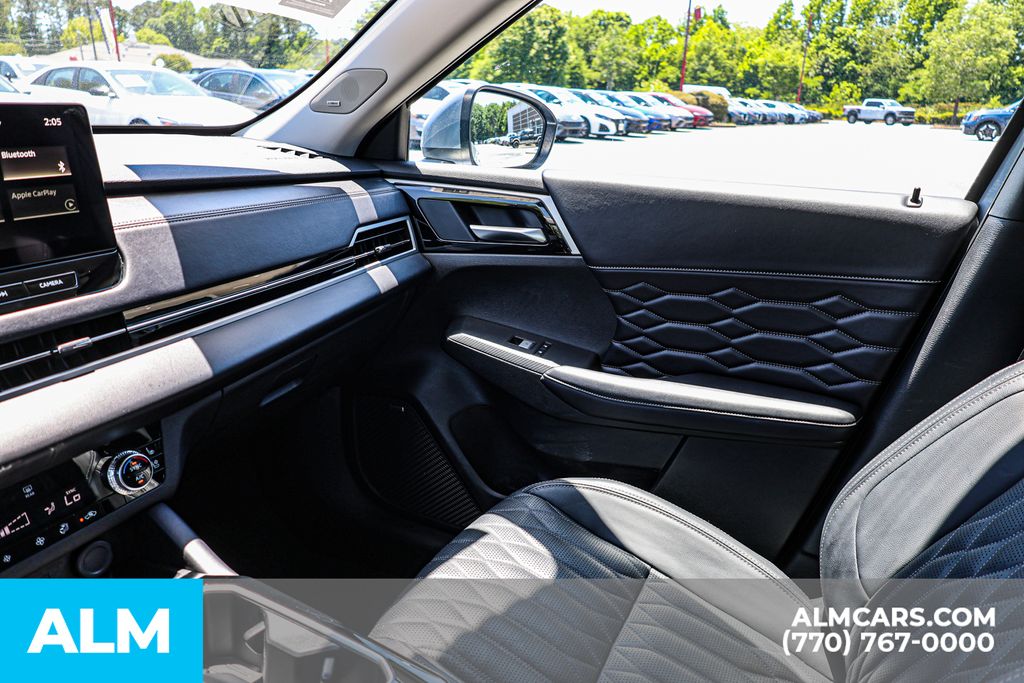 Used 2025 Silver Mitsubishi SEL/MT Certified/7 Seats image 48