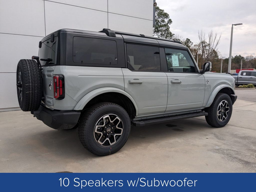 2024 Ford Bronco Outer Banks