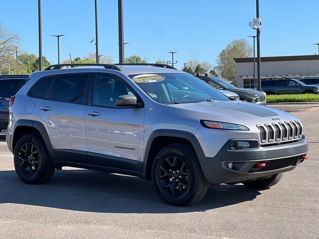 Billet Silver Metallic Clearcoat 2018 Jeep Cherokee Trailhawk 4WD SUV / Crossover Four-Wheel Drive 9-Speed Automatic