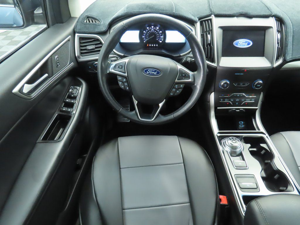Thumbnail: 2019 Ford Edge - 10
