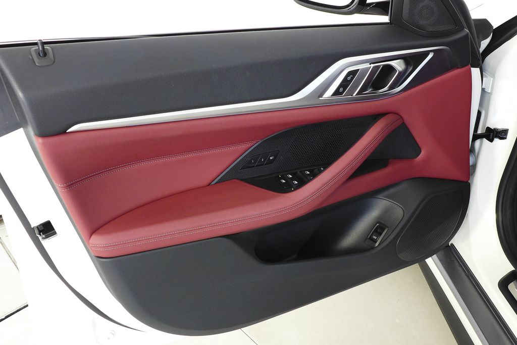 Thumbnail: 2023 BMW i4 - 11