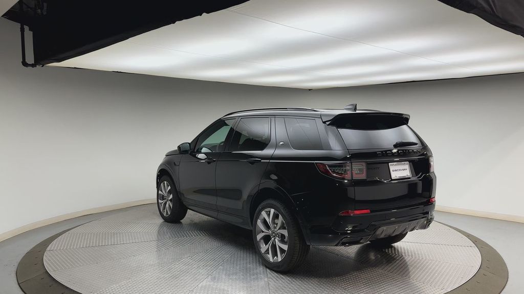 Thumbnail: 2026 Land Rover Discovery Sport - 4