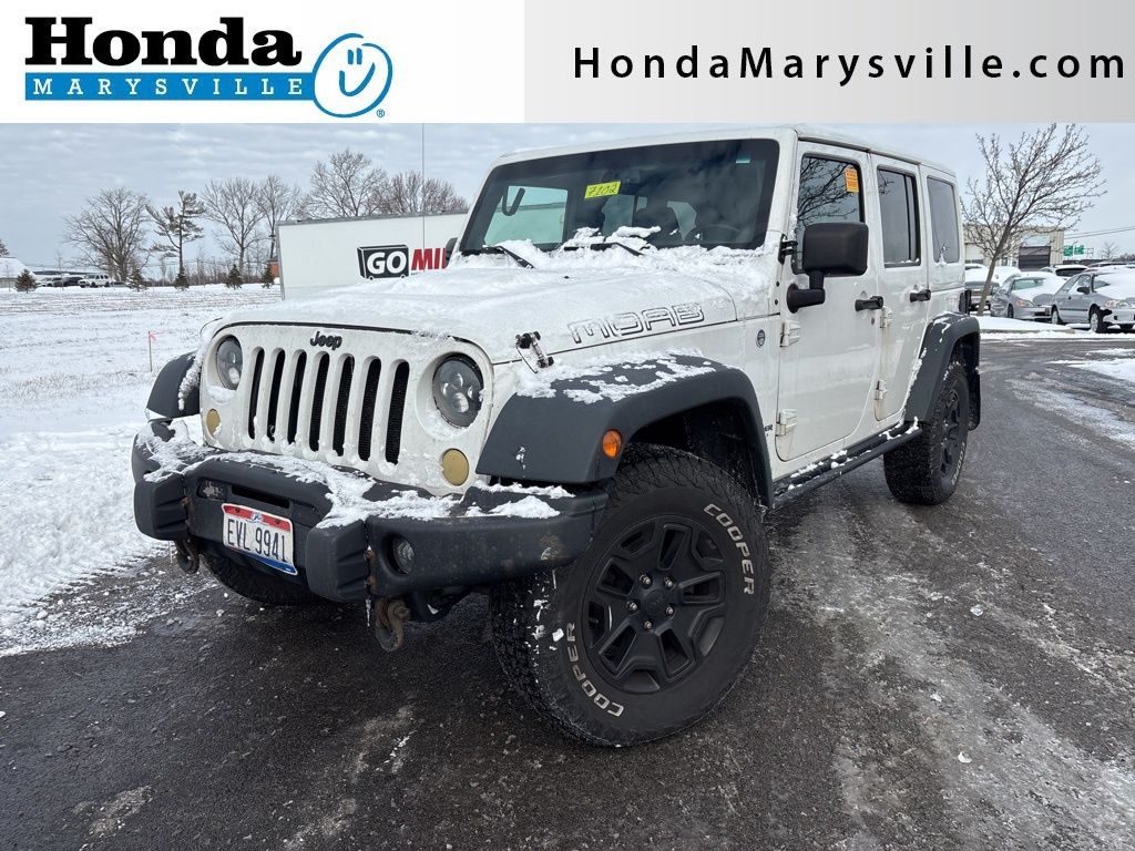 2013 Jeep Wrangler Unlimited Sahara 4WD