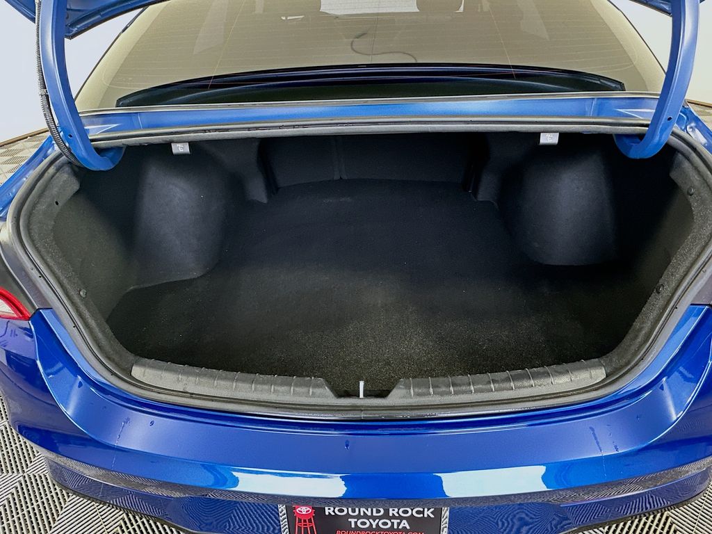 Thumbnail: 2022 Kia K5 - 25