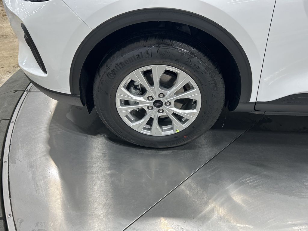 new 2026 Ford Escape car, priced at $33,870