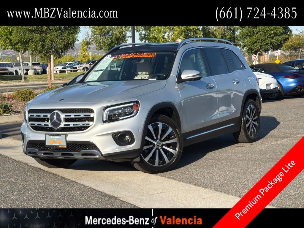 Iridium Silver Metallic 2022 Mercedes-Benz GLB SUV / Crossover Front-Wheel Drive 8-Speed Automatic