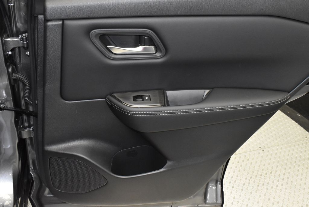 Thumbnail: 2025 Nissan Rogue - 28